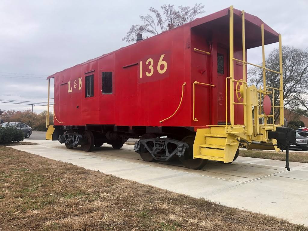 Red Caboose | 684 Colice Jeanne Rd, Nashville, TN 37221, USA | Phone: (615) 862-8400