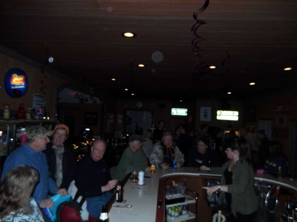 Twin Lakes Roadhouse | 1519 Musial Rd, Twin Lakes, WI 53181 | Phone: (262) 448-1919