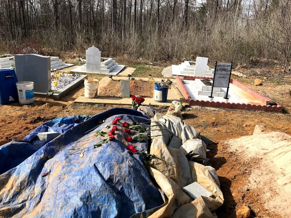 Muslim Cemetery | 5449 Graystone Ct, Greensboro, NC 27406, USA | Phone: (336) 885-0786
