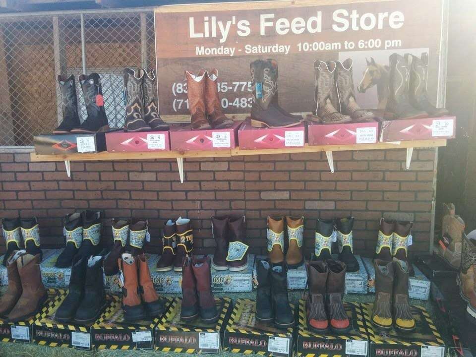 Lilys Feed Store | 13102 Beaumont Hwy, Houston, TX 77049 | Phone: (832) 235-7755