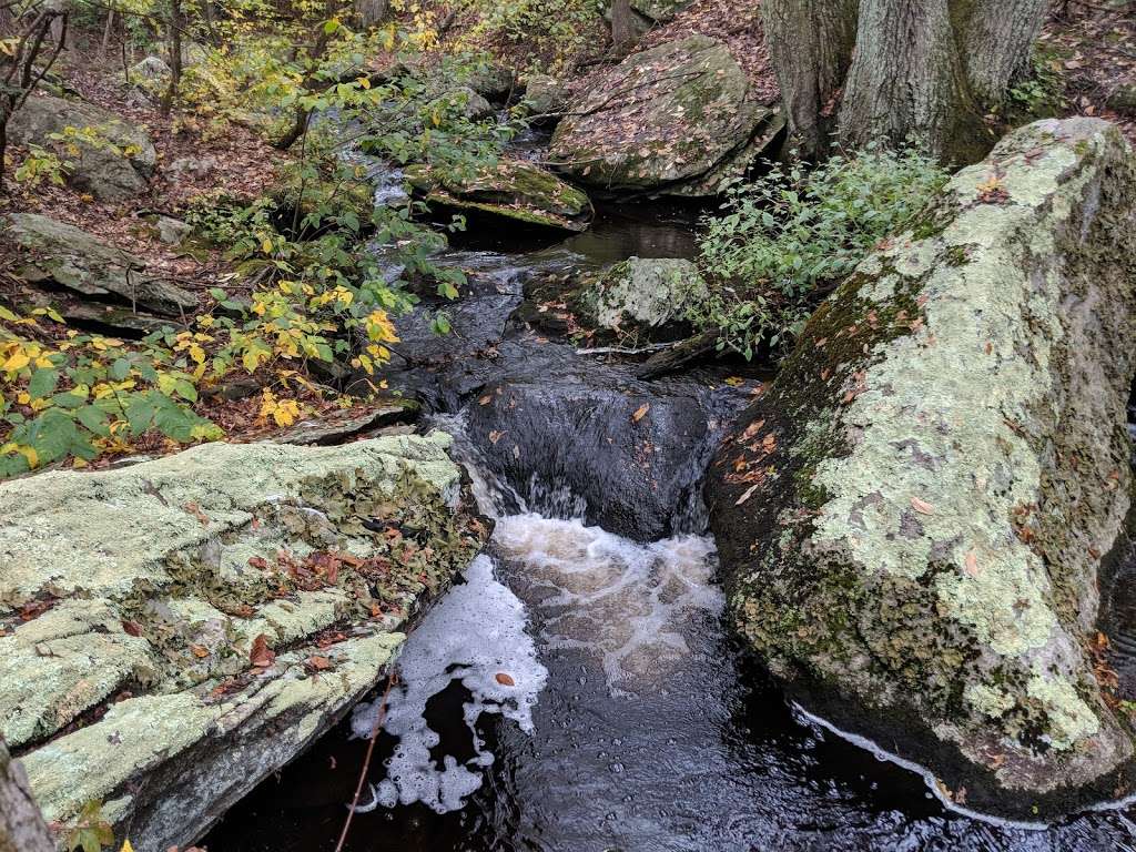 Forty Caves | Berlin, MA 01503, USA