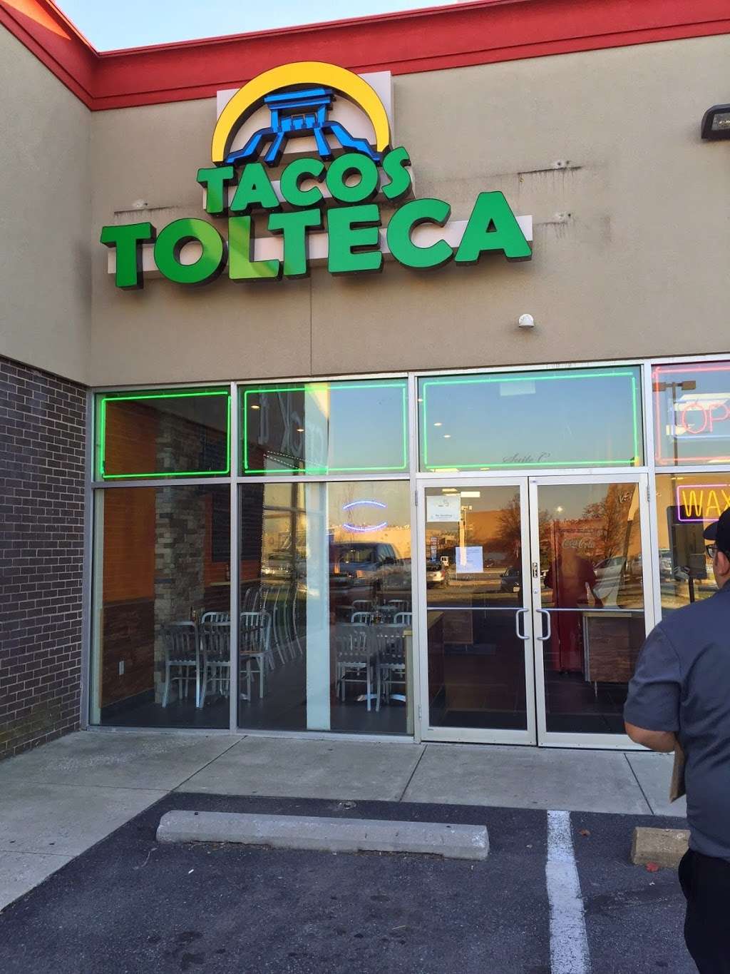 Tacos Tolteca | 901 North Point Blvd, Baltimore, MD 21224, USA | Phone: (410) 282-6295