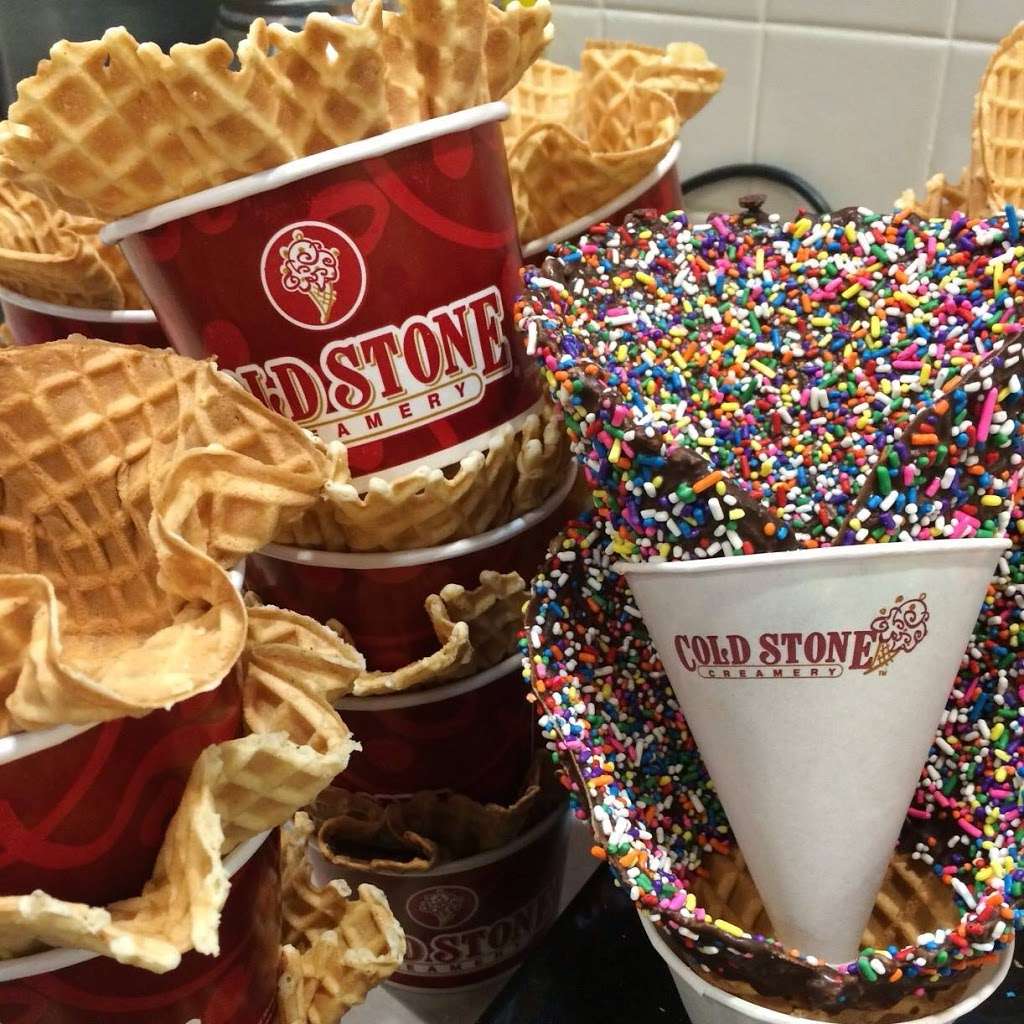 Cold Stone Creamery | 6631, 16527 W 159th St #107, Lockport, IL 60441, USA | Phone: (815) 838-3600