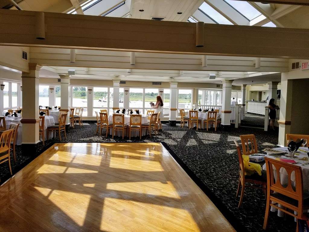 Brielle River House in 2046, 1 Ocean Ave, Brielle, NJ 08730, USA