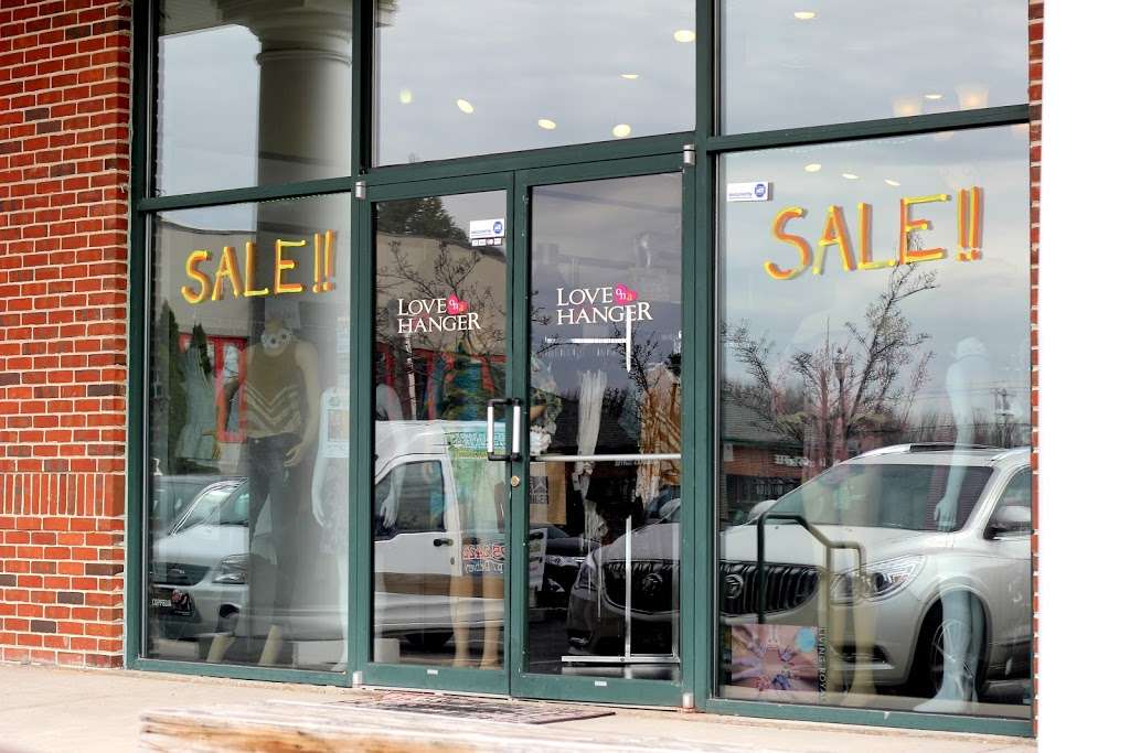 Love On A Hanger Boutique | 486 E Evesham Rd # 101, Cherry Hill, NJ 08003, USA | Phone: (856) 375-2188