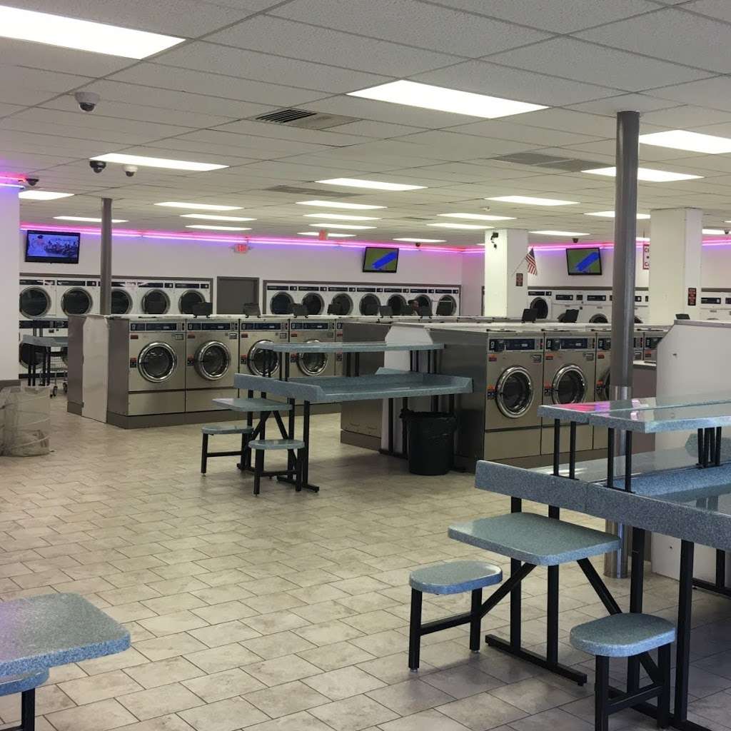 Big Coin Laundry of Dumfries | 18127 Triangle Shopping Plaza, Dumfries, VA 22026 | Phone: (571) 406-6950