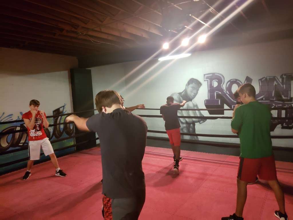 Round 1 Boxing & Fitness Center | 557 N Scott St, Joliet, IL 60432, USA | Phone: (815) 540-8696