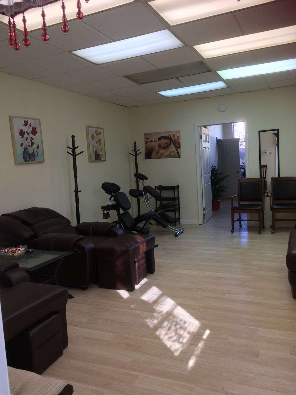 Asian Massage 588 | 82 York Rd, Willow Grove, PA 19090, USA | Phone: (215) 366-5645