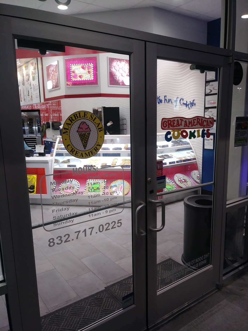 Marble Slab Creamery | 6630 Spring Stuebner Rd #505, Spring, TX 77389 | Phone: (832) 717-0225