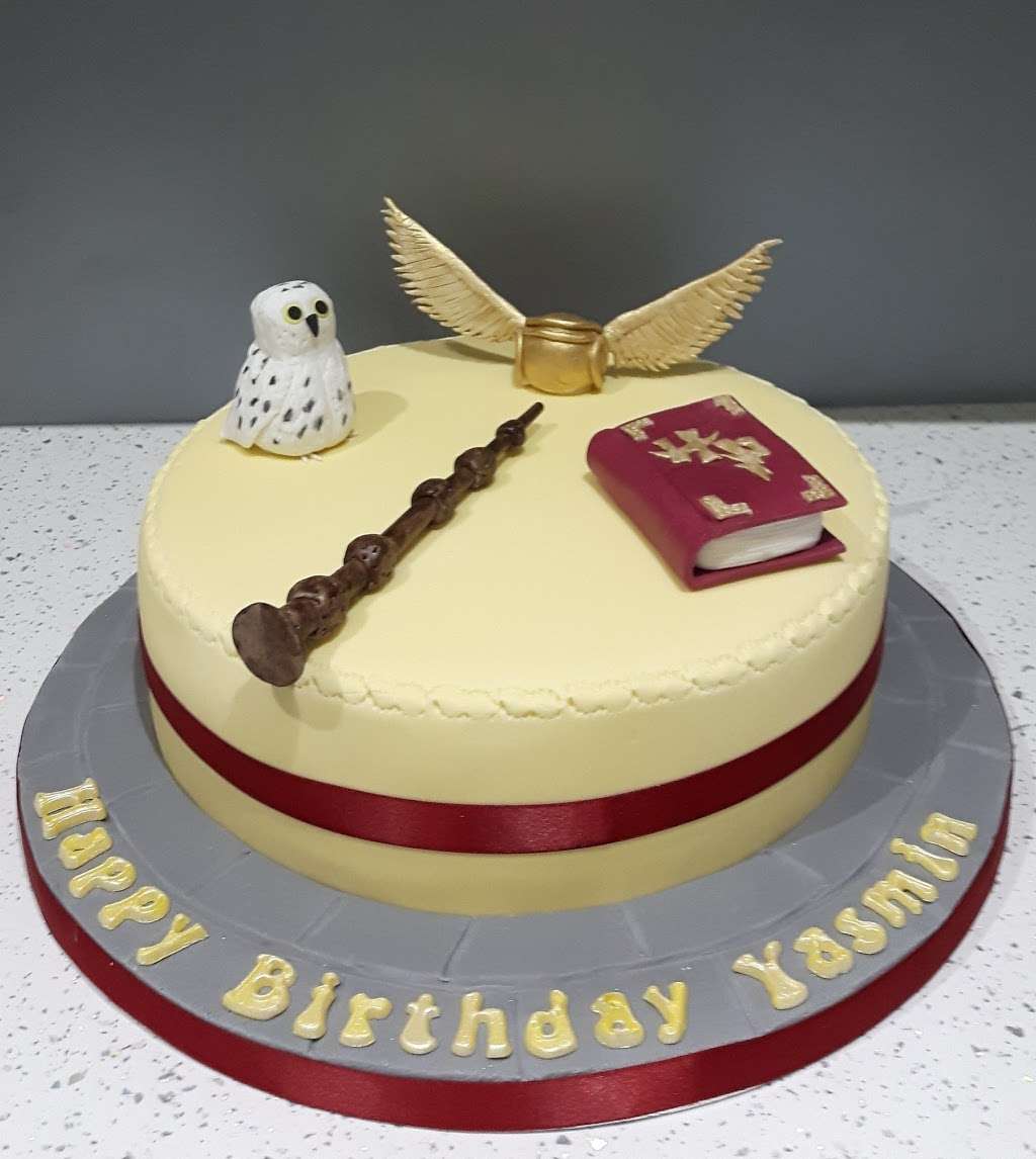 Featured image of post Steps to Make Occasion Cakes Uk