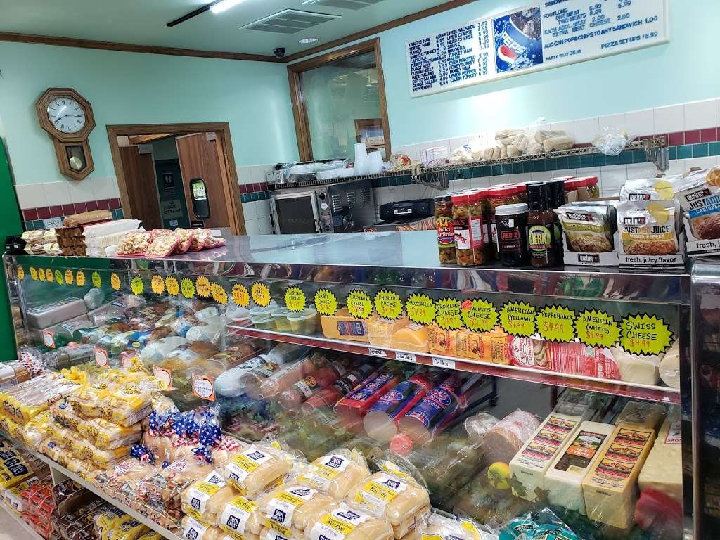 Dannys Market Place | 1965 Vermont St, Blue Island, IL 60406, USA | Phone: (708) 388-2750