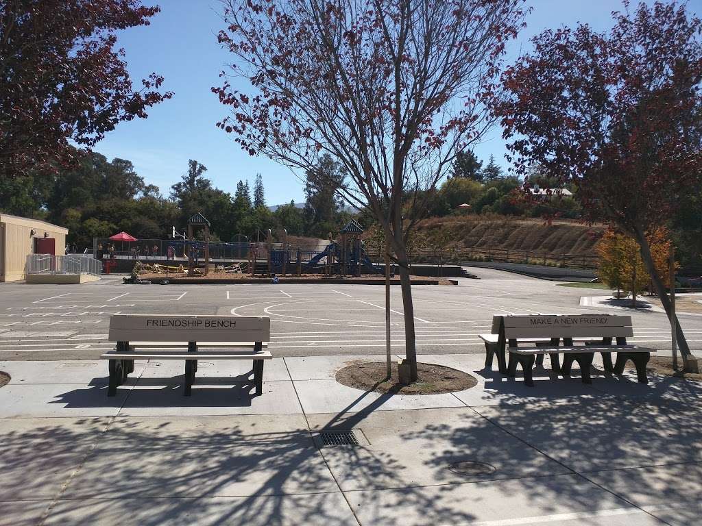 Gardner Bullis Elementary School | 25890 Fremont Rd, Los Altos Hills, CA 94022, USA | Phone: (650) 559-3200