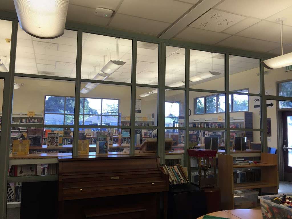 Belle Haven Branch Library | 413 Ivy Dr, Menlo Park, CA 94025, USA | Phone: (650) 330-2540