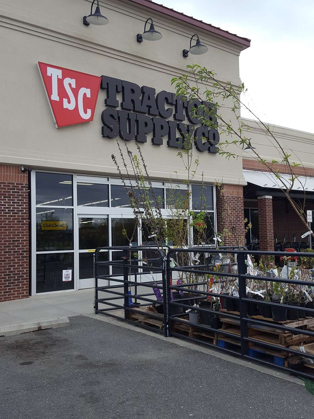 Tractor Supply Co. | 29328 Cecil Road, Easton, MD 21601, USA | Phone: (410) 770-6413