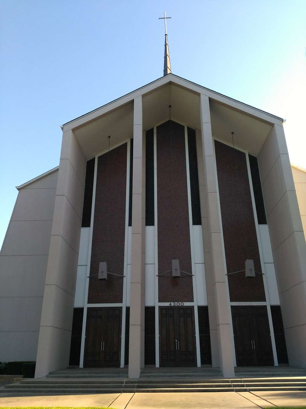 Willow Meadows Baptist Church 4300 W Bellfort Blvd, Houston, TX 77035