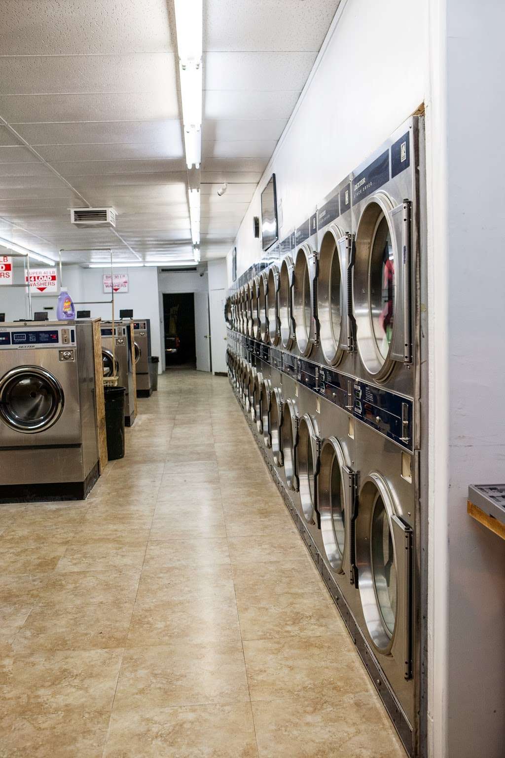 Thrifty Coin Laundry | 6879 La Palma Ave, Buena Park, CA 90620 | Phone: (714) 809-4636