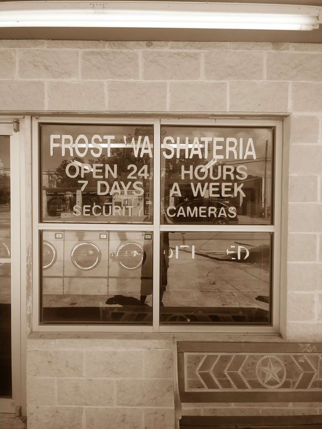 Frost 24hr. Washateria | 123 Grand Ave, Bacliff, TX 77518, USA | Phone: (409) 443-6140