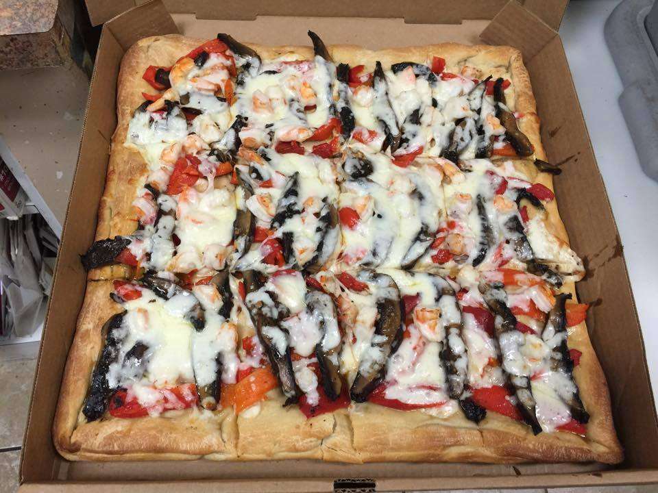 Sal Vito Pizza at Ritz | 910 Haddonfield-Berlin Rd, Voorhees Township, NJ 08043 | Phone: (856) 566-8486