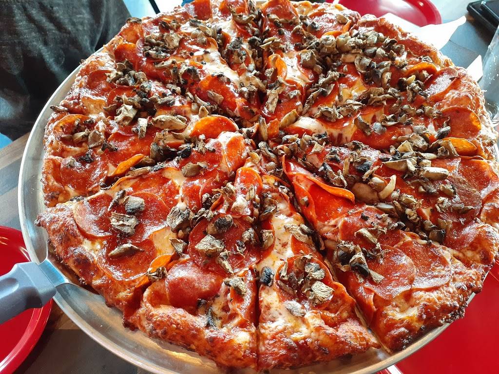 Round Table Pizza SMU Blvd | 5600 SMU Boulevard Suite 120, Dallas, TX 75206, USA | Phone: (469) 430-1475