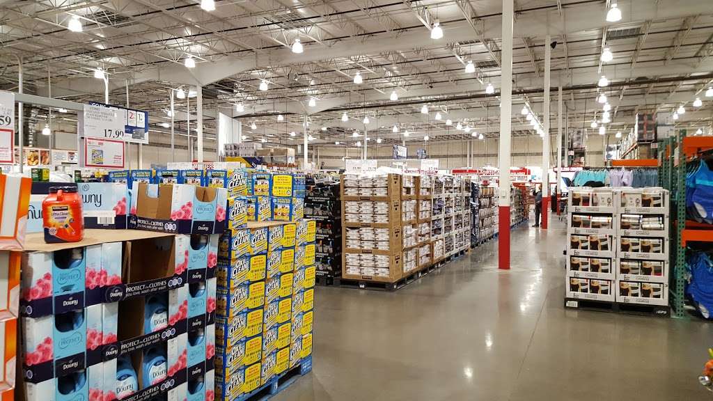 Costco Wholesale | 1300 Edwards Ferry Rd NE, Leesburg, VA 20176, USA | Phone: (703) 669-5061