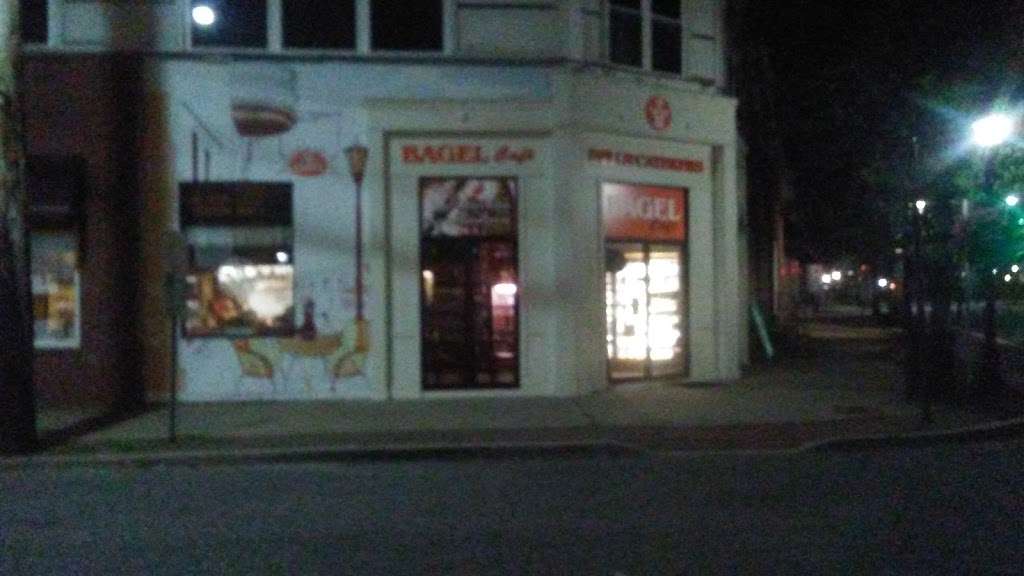 Bagel Cafe | 134 W Main St, Bay Shore, NY 11706, USA | Phone: (631) 968-9050