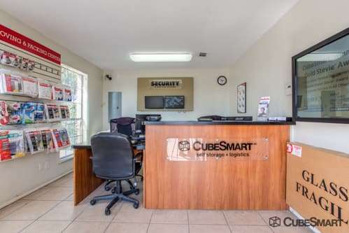 CubeSmart Self Storage | 1350 N 1st St, Garland, TX 75040, USA | Phone: (972) 272-7272