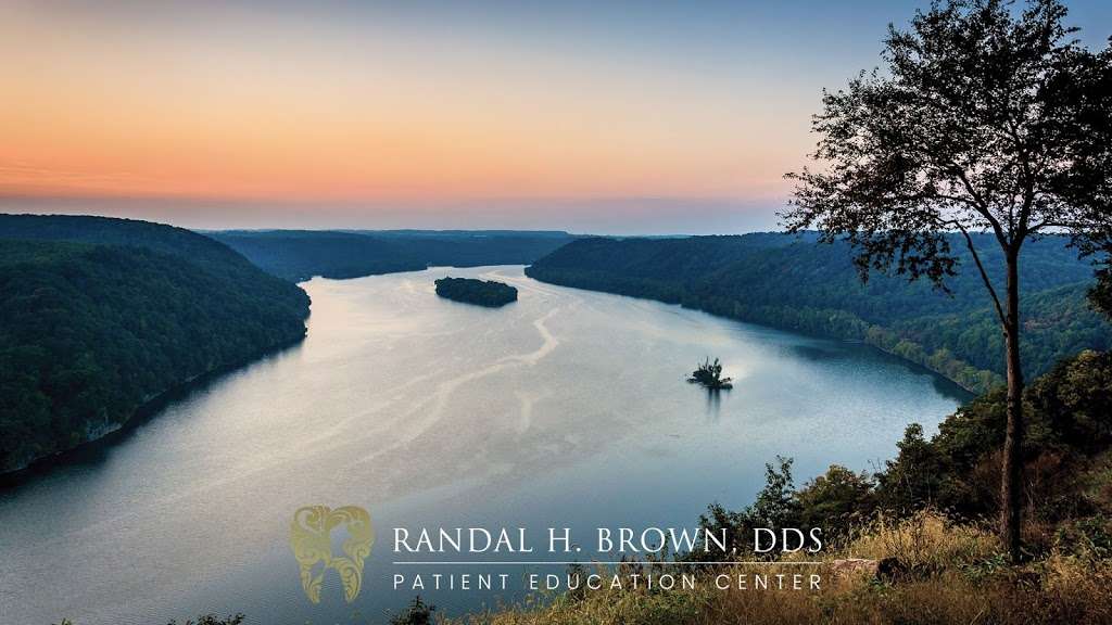 Randal H. Brown DDS | 205 Miller St, Strasburg, PA 17579, USA | Phone: (717) 687-9366