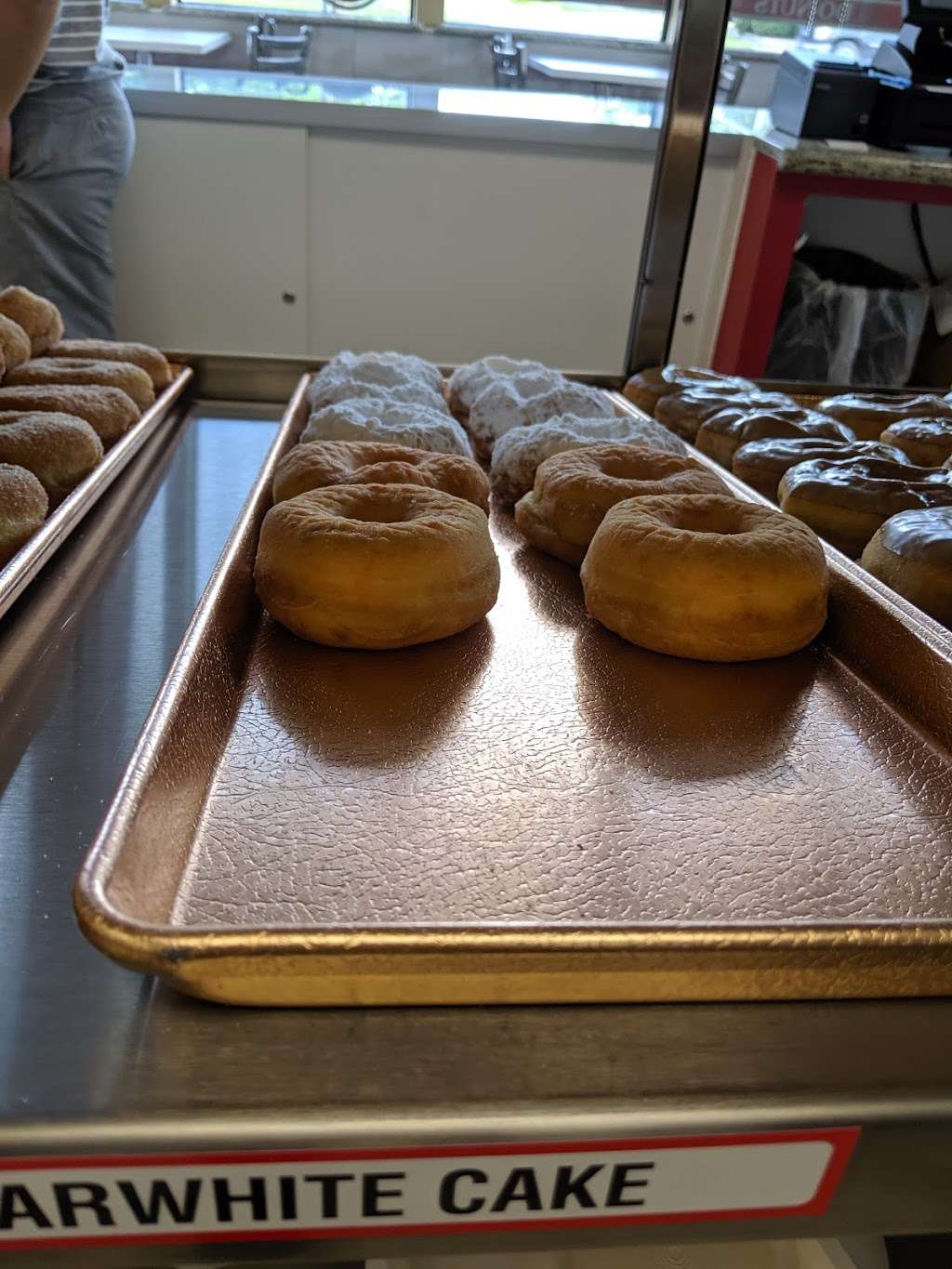 Shipley Do-Nuts | 518 E Davis St, Conroe, TX 77301, USA | Phone: (936) 521-6986