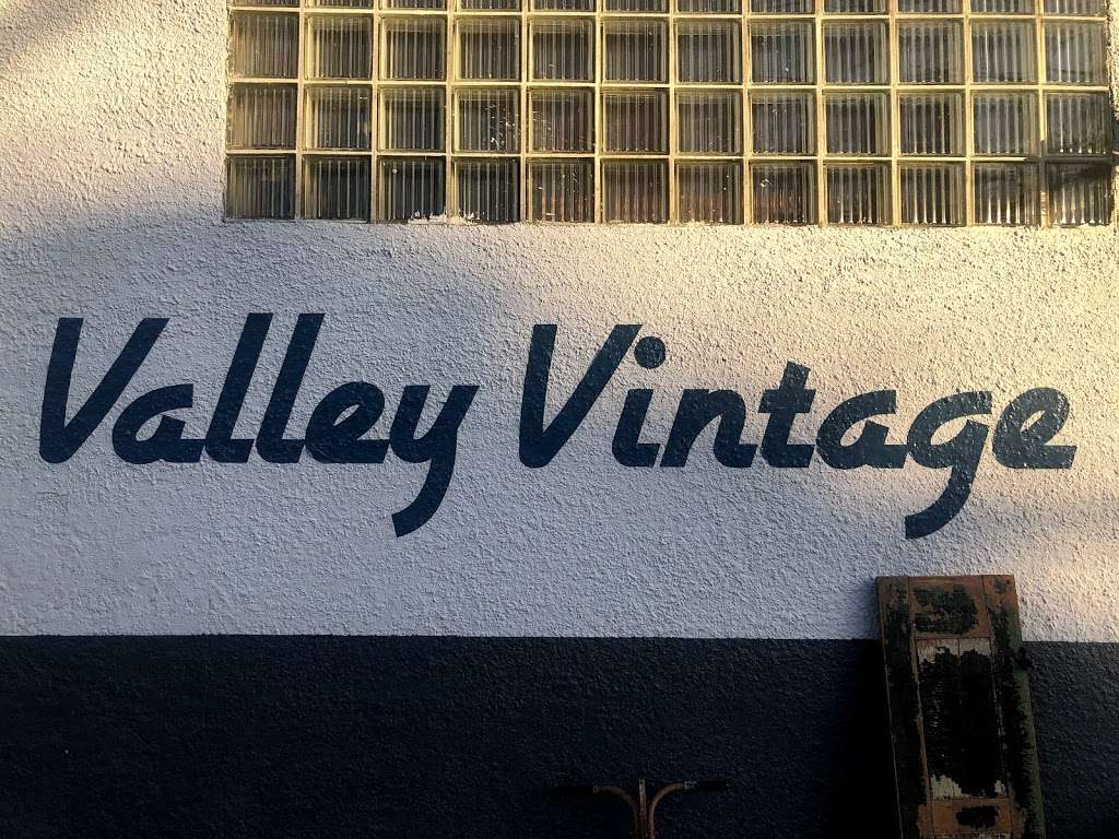 Valley Vintage | 168 S Valley Rd, West Orange, NJ 07052, USA | Phone: (973) 323-1711