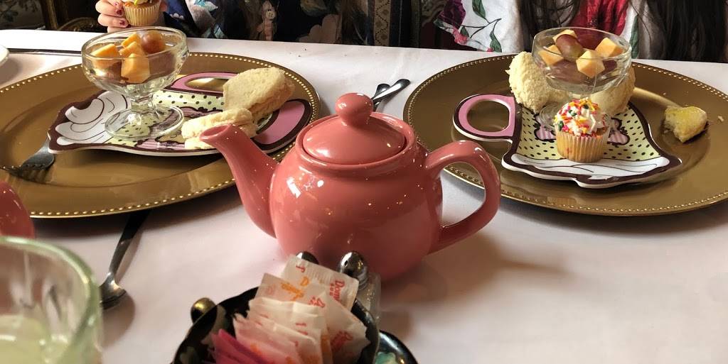 Red Raspberry Tea Room | 11525 NE 23rd St, Nicoma Park, OK 73066, USA | Phone: (405) 769-1673