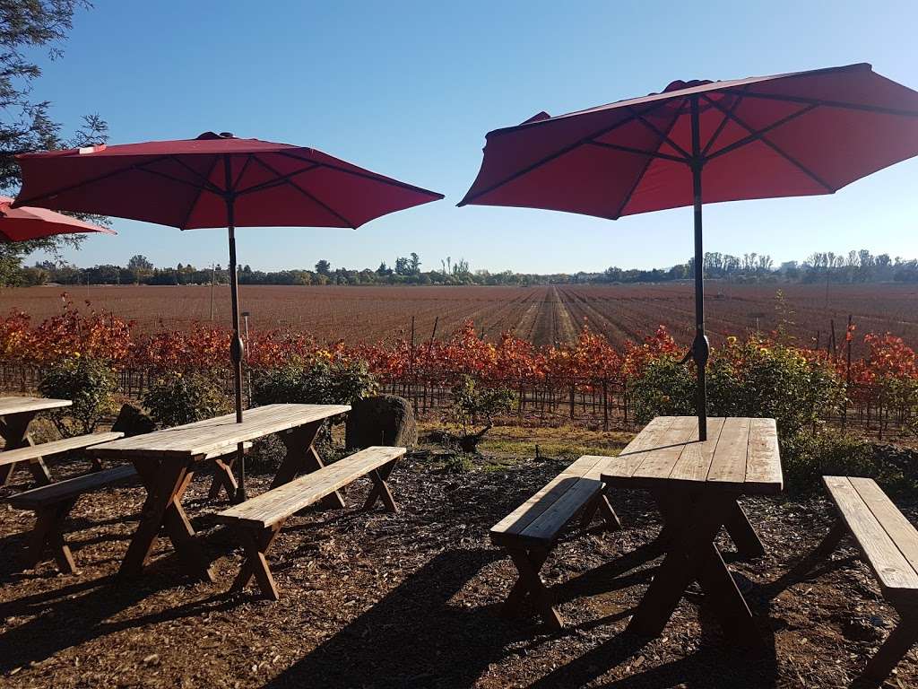 La Crema Estate at Saralees Vineyard | 3575 Slusser Rd, Windsor, CA 95492, USA | Phone: (707) 525-6200