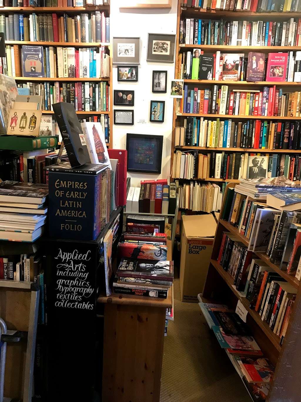 Black Gull Books | 121 High Rd, East Finchley, London N2 8AG, UK | Phone: 020 8444 4717