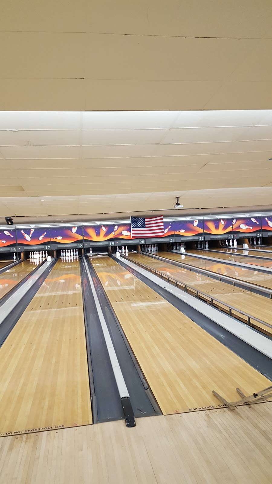 AMF University Lanes | 5900 N Tryon St, Charlotte, NC 28213, USA | Phone: (704) 596-4736