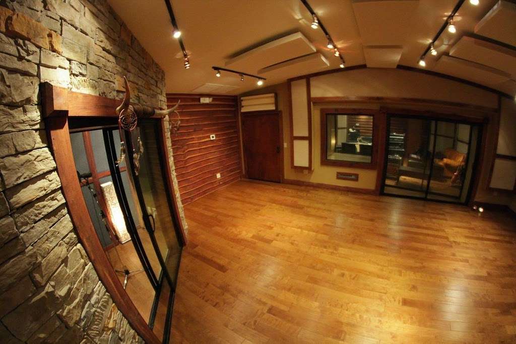 Longhorn Sound Studio | 21202 Mueschke Rd, Tomball, TX 77377, USA | Phone: (832) 952-3033