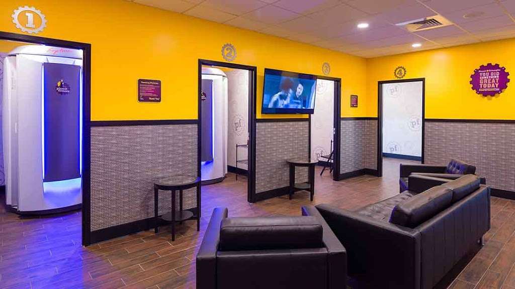 Planet Fitness | 166 Grove Street, Franklin, MA 02038, USA | Phone: (508) 541-6880