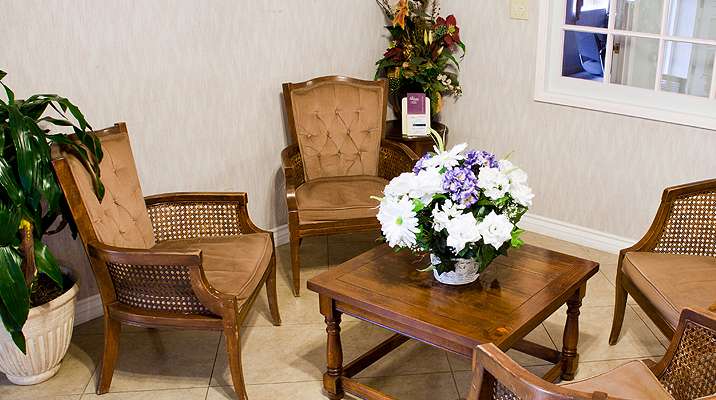 Colton Funeral Home | 1275 N La Cadena Dr, Colton, CA 92324 | Phone: (909) 825-0570