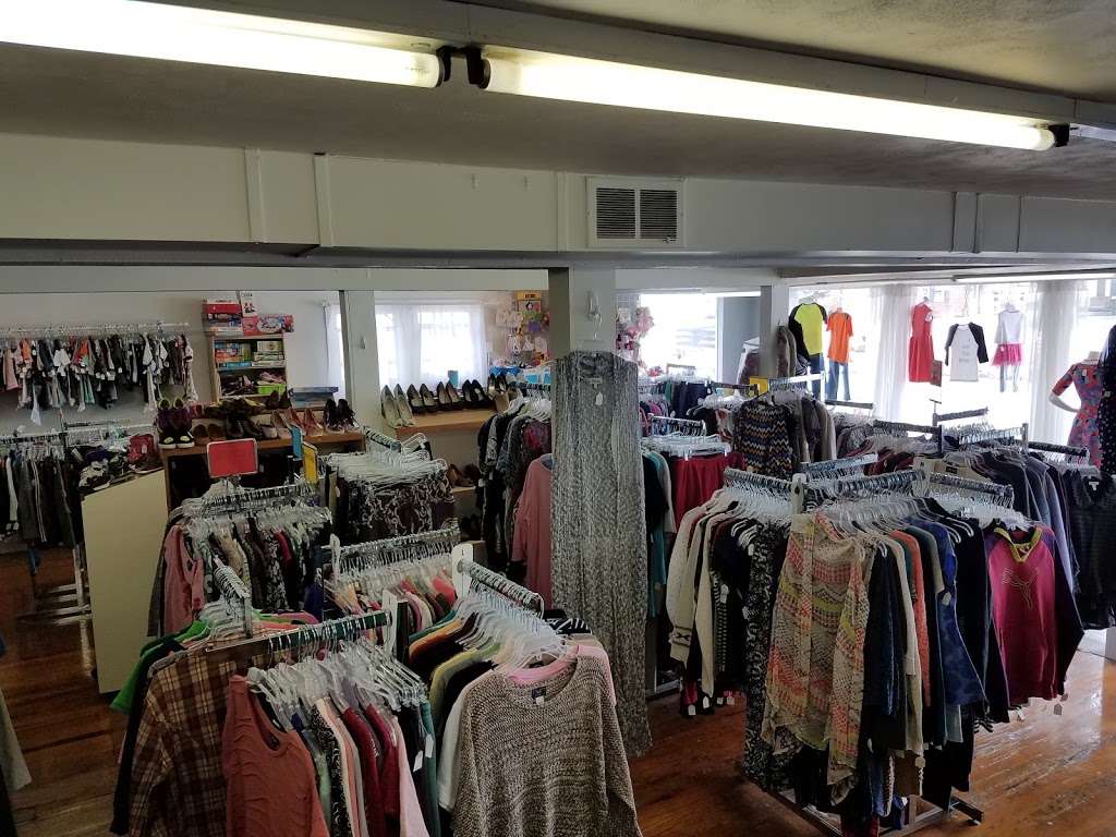 Flip Flop Resale Shop | 213 A Old Hanover Rd, Spring Grove, PA 17362, USA | Phone: (717) 800-8287