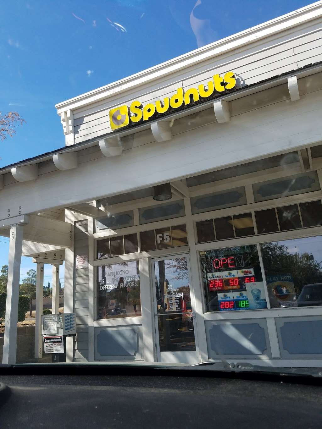 Spudnuts Donuts | 2311 E Ave S, Palmdale, CA 93550, USA | Phone: (661) 265-1888