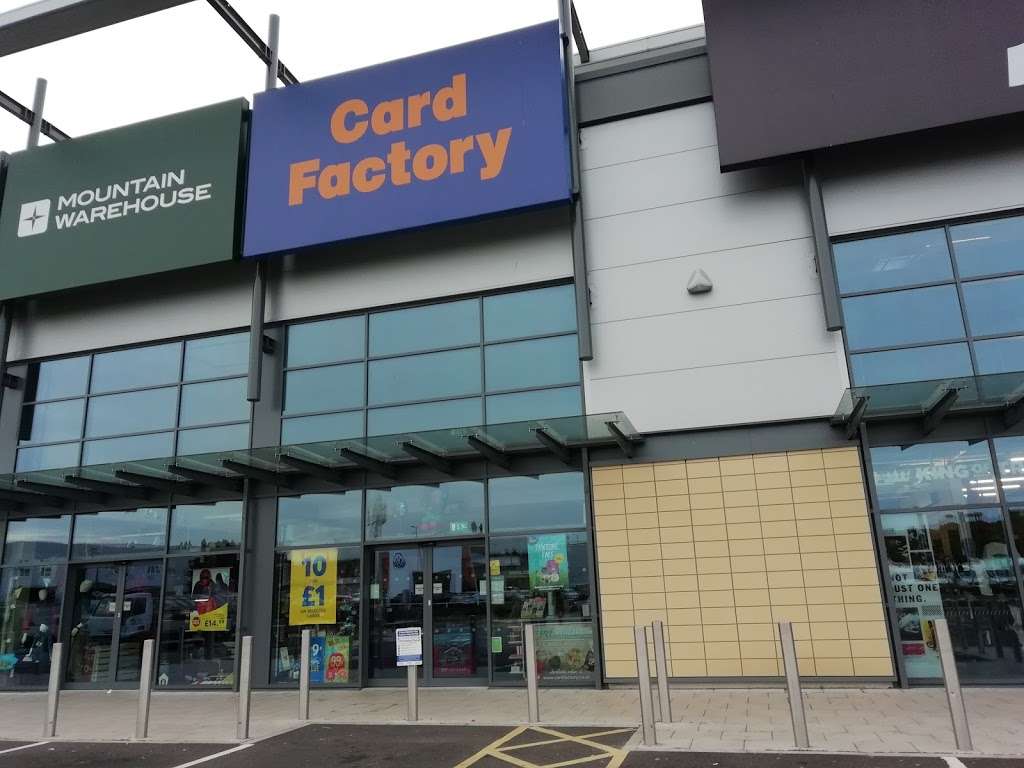 Card Factory | Unit 7A Shopping Park 3UE, Langston Rd, Loughton IG10 3UE, UK | Phone: 020 8502 2453