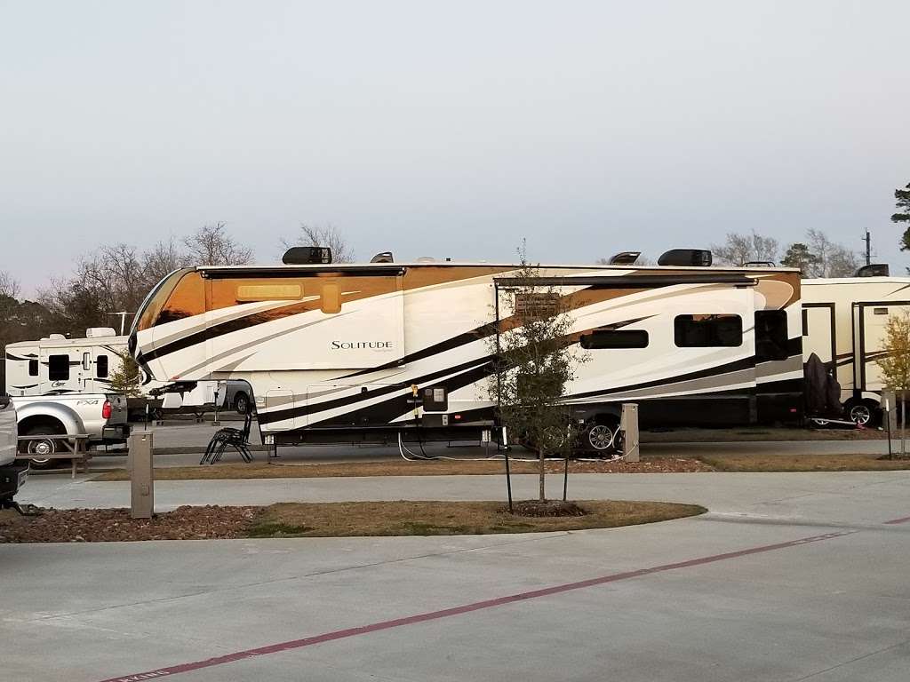 Cedar Grove Park RV Resort | 4419 TX-146, Baytown, TX 77521, USA | Phone: (832) 269-3960