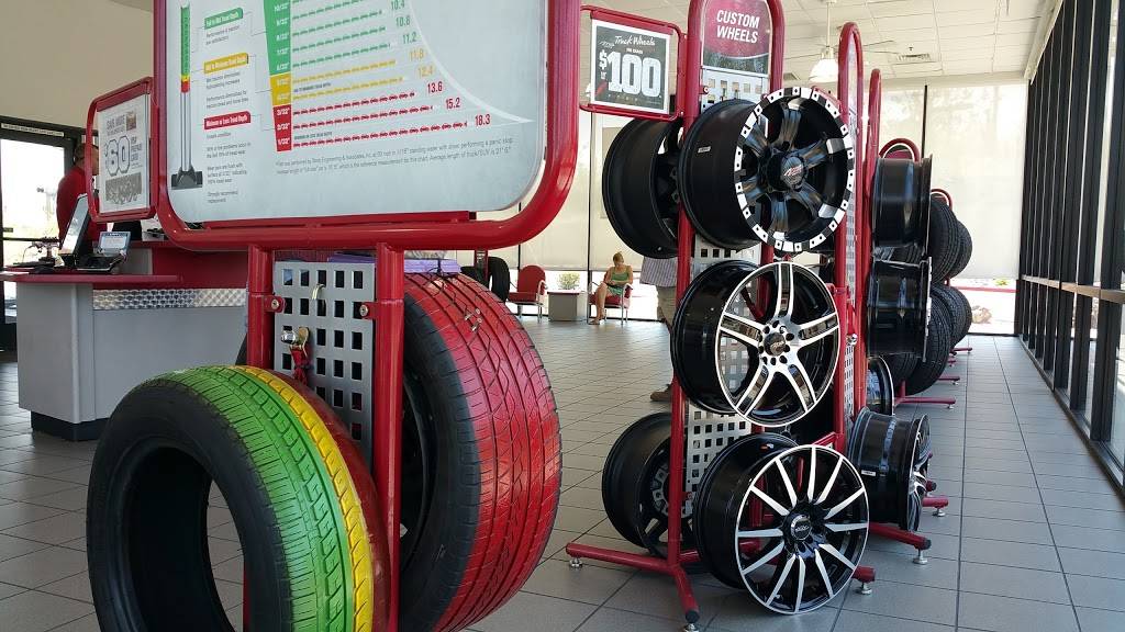 Discount Tire | 16745 E Shea Blvd, Fountain Hills, AZ 85268, USA | Phone: (480) 837-2036