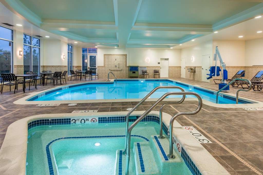 Hilton Garden Inn Wayne | 15 Nevins Rd, Wayne, NJ 07470 | Phone: (973) 878-1007