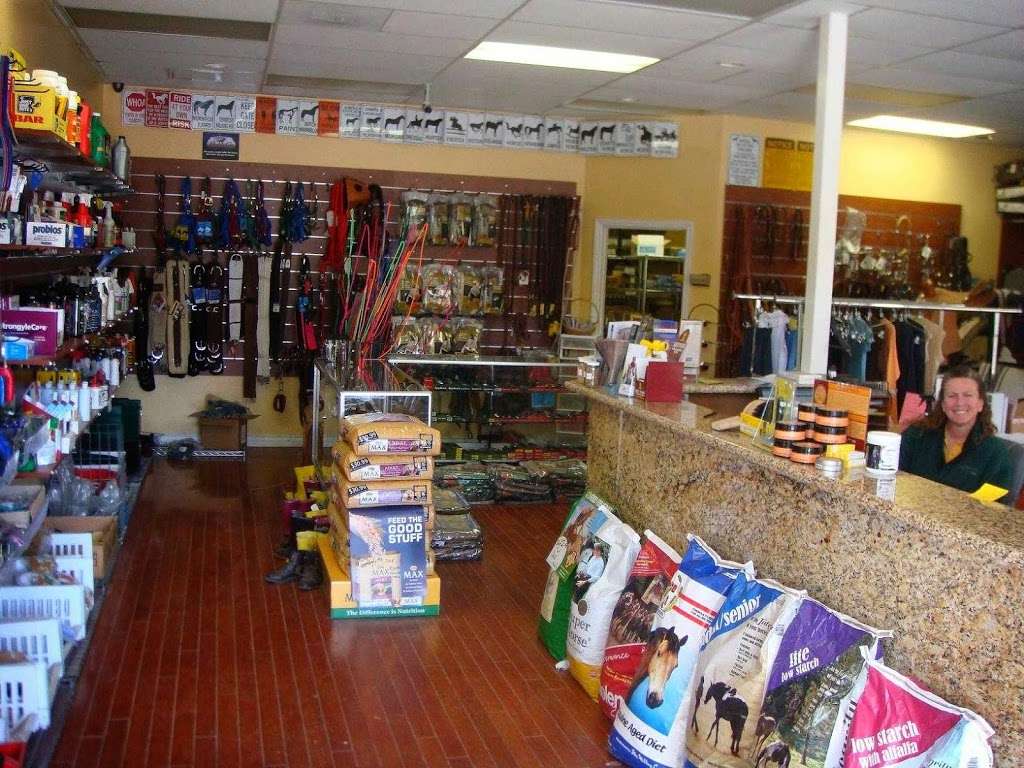 Canyon feed & Tack | 30555 Trabuco Canyon Rd, Trabuco Canyon, CA 92679 | Phone: (949) 766-2825