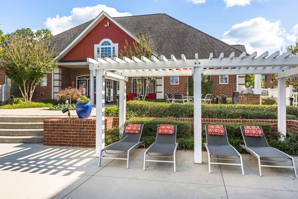 Grand Reserve at Pavilions | 1801 Willow Haven Ln, Charlotte, NC 28262 | Phone: (704) 508-4268