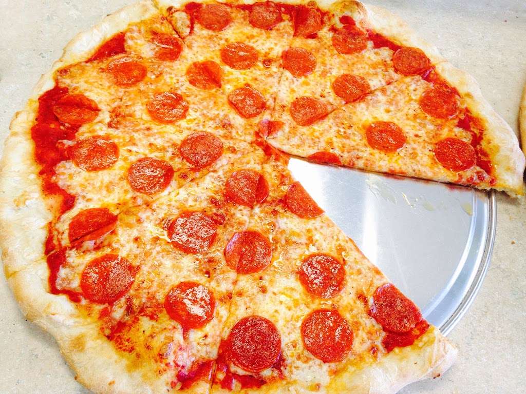 Il Casereccio Family Pizzeria and Tavola Calda | 529 U.S. 9, Waretown, NJ 08758, USA | Phone: (609) 549-0156