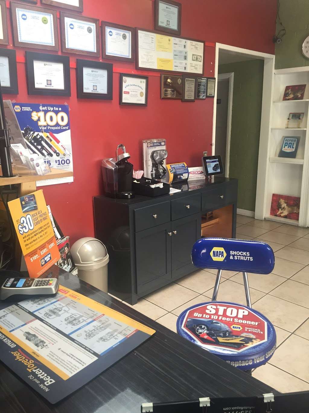 Leos Auto Repair | 1860 Pacific Coast Hwy, Lomita, CA 90717 | Phone: (310) 325-7776