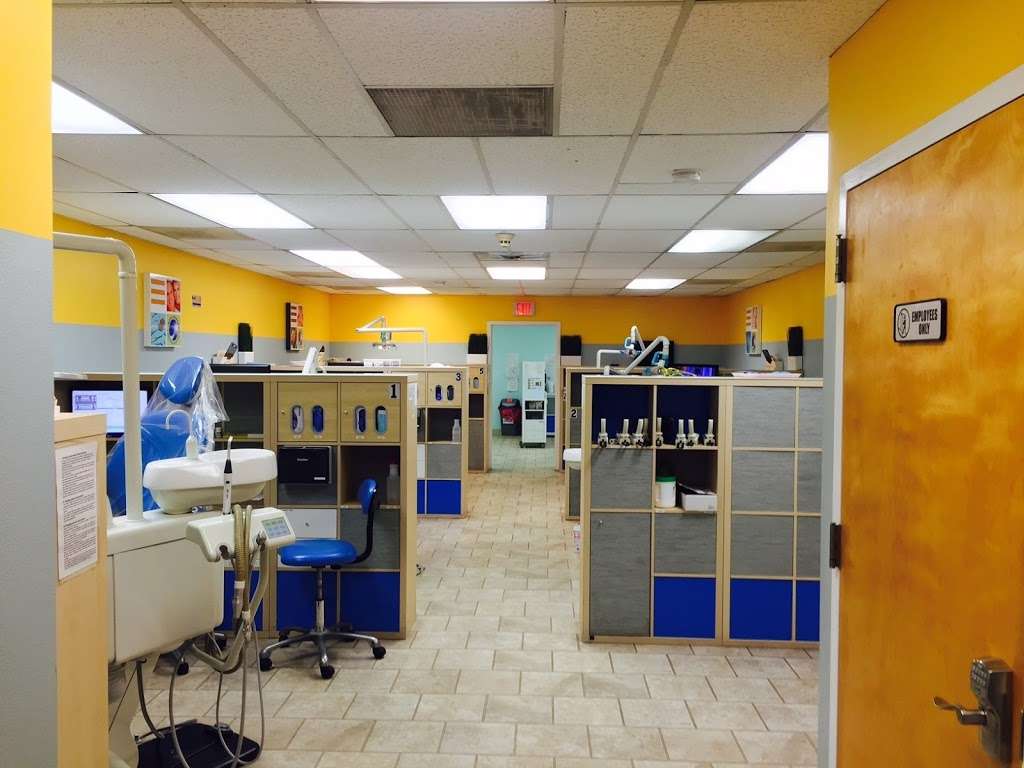 Smile Center Dental | 2021 Martin Luther King Jr Ave SE, Washington, DC 20020 | Phone: (202) 621-9260