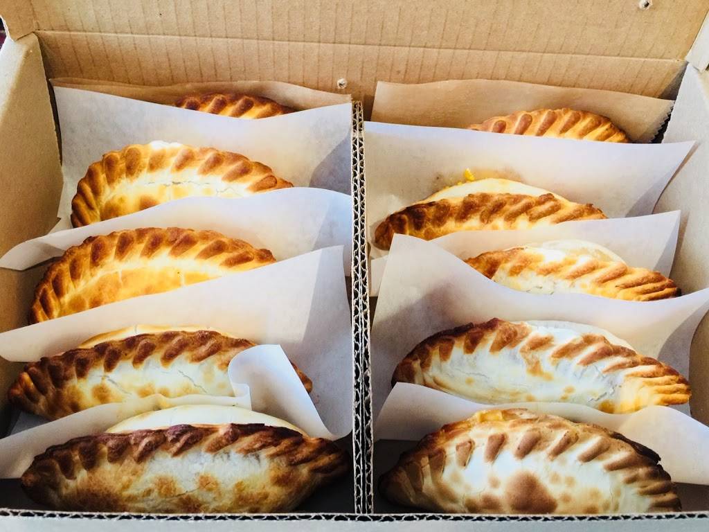 Lazo Empanadas Edgewater Public Market | 5505 W 20th Ave, Edgewater, CO 80214, USA | Phone: (720) 526-5514