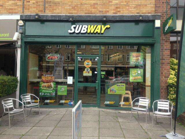 Subway Loughton | 3, 258 High Rd, Loughton IG10 1RB, UK | Phone: 020 8508 5128