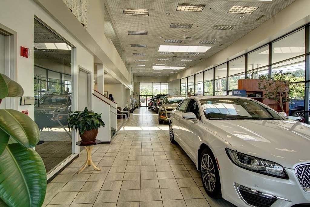 Landmark Ford Lincoln | 12000 SW 66th Ave, Tigard, OR 97223, USA | Phone: (503) 639-1131